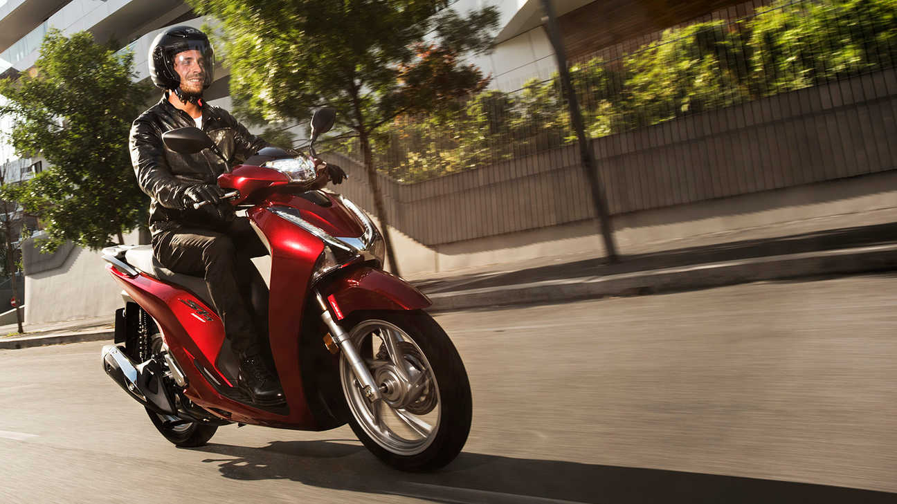 SH125i Accessories Scooter/Moped Extras Honda UK